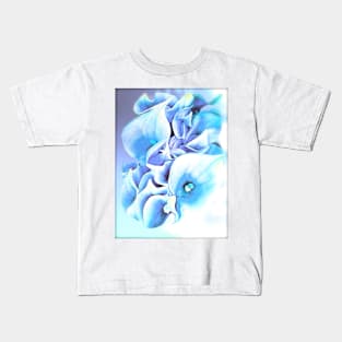 Calla Lily Soft Lilac and Blue Kids T-Shirt